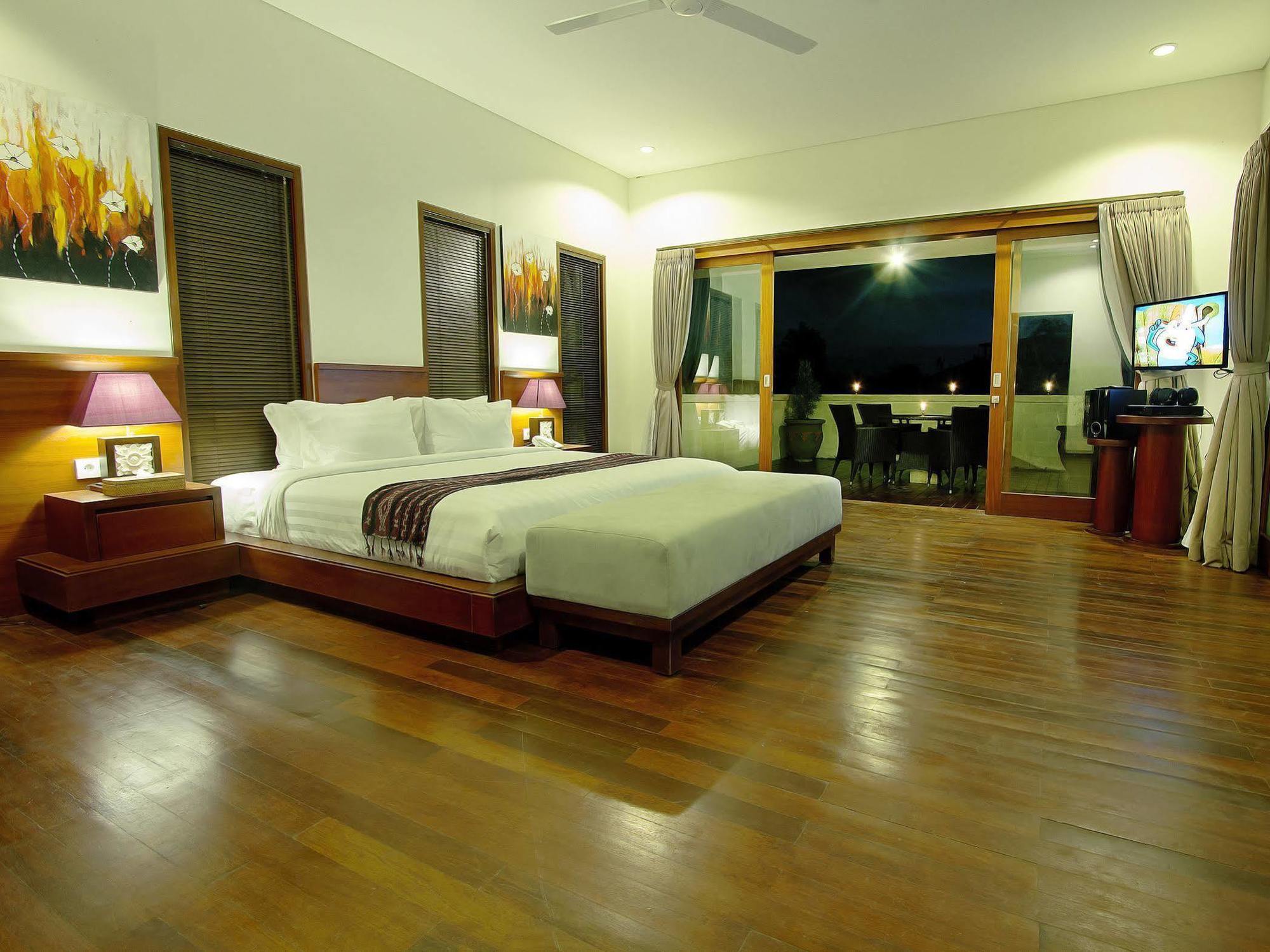 Aksata Villas Canggu Exterior photo